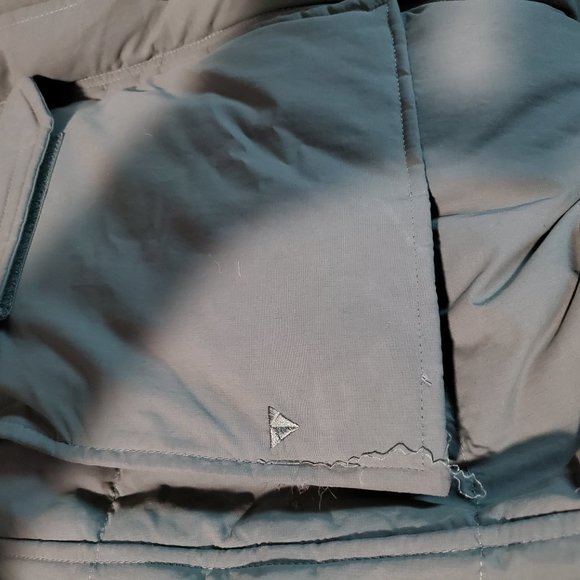 New (Defect) The North Face Women's Arctic Insulated Parka Coat Medium $400 2D67 - Picture 4 of 4